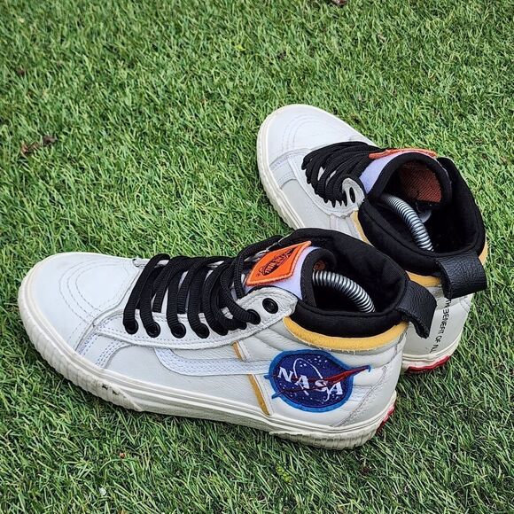 VANS NASA SK8-Hi - Womens Sneakers - SIZE 8 - Picture 4 of 9